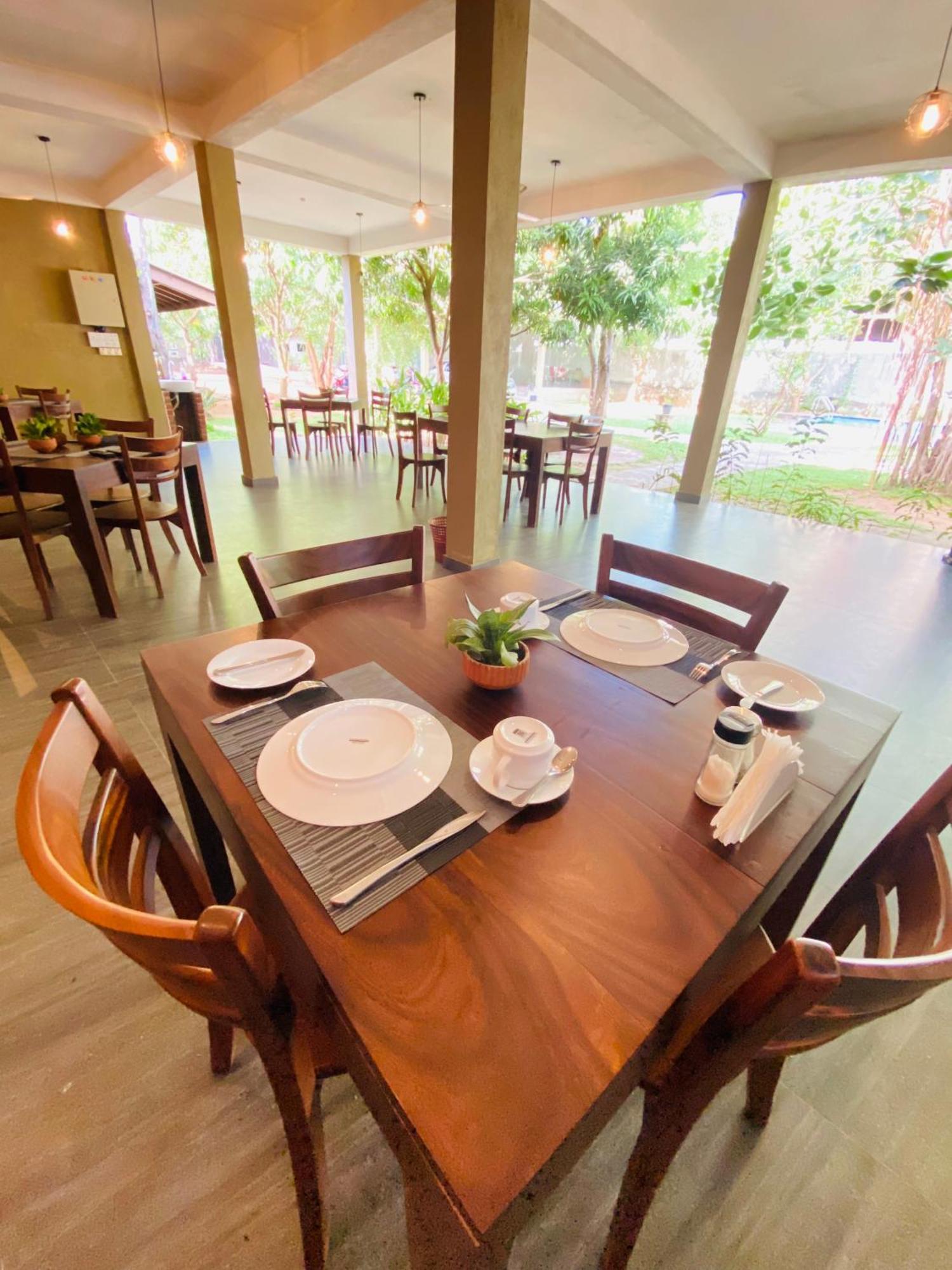 Tropicara Resort Sigiriya Exterior foto